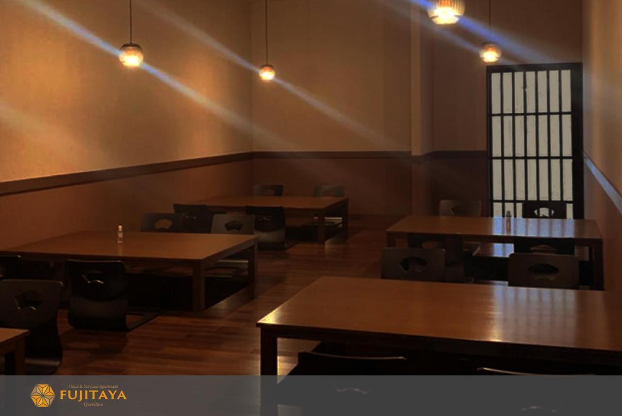 Hotel FUJITAYA Querétaro Jurica Exterior foto Interior of a Fujitaya restaurant
