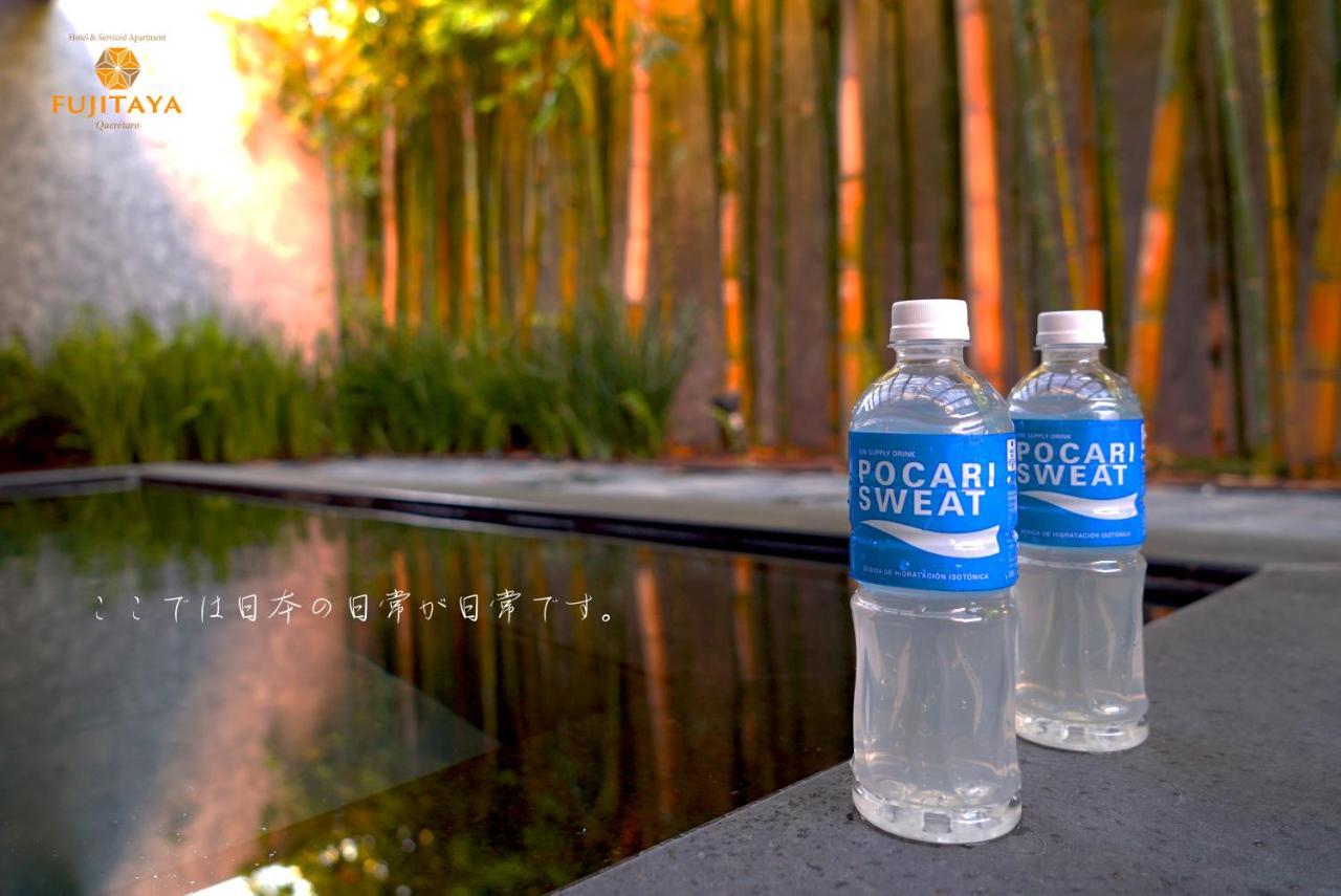 Hotel FUJITAYA Querétaro Jurica Exterior foto Bottles of Pocari Sweat